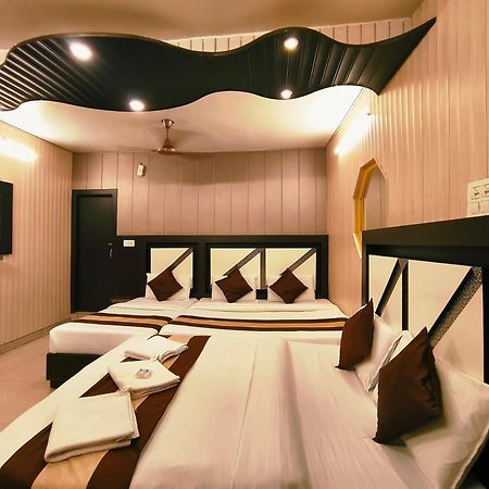 Hotel Pardesi Haridwār Buitenkant foto