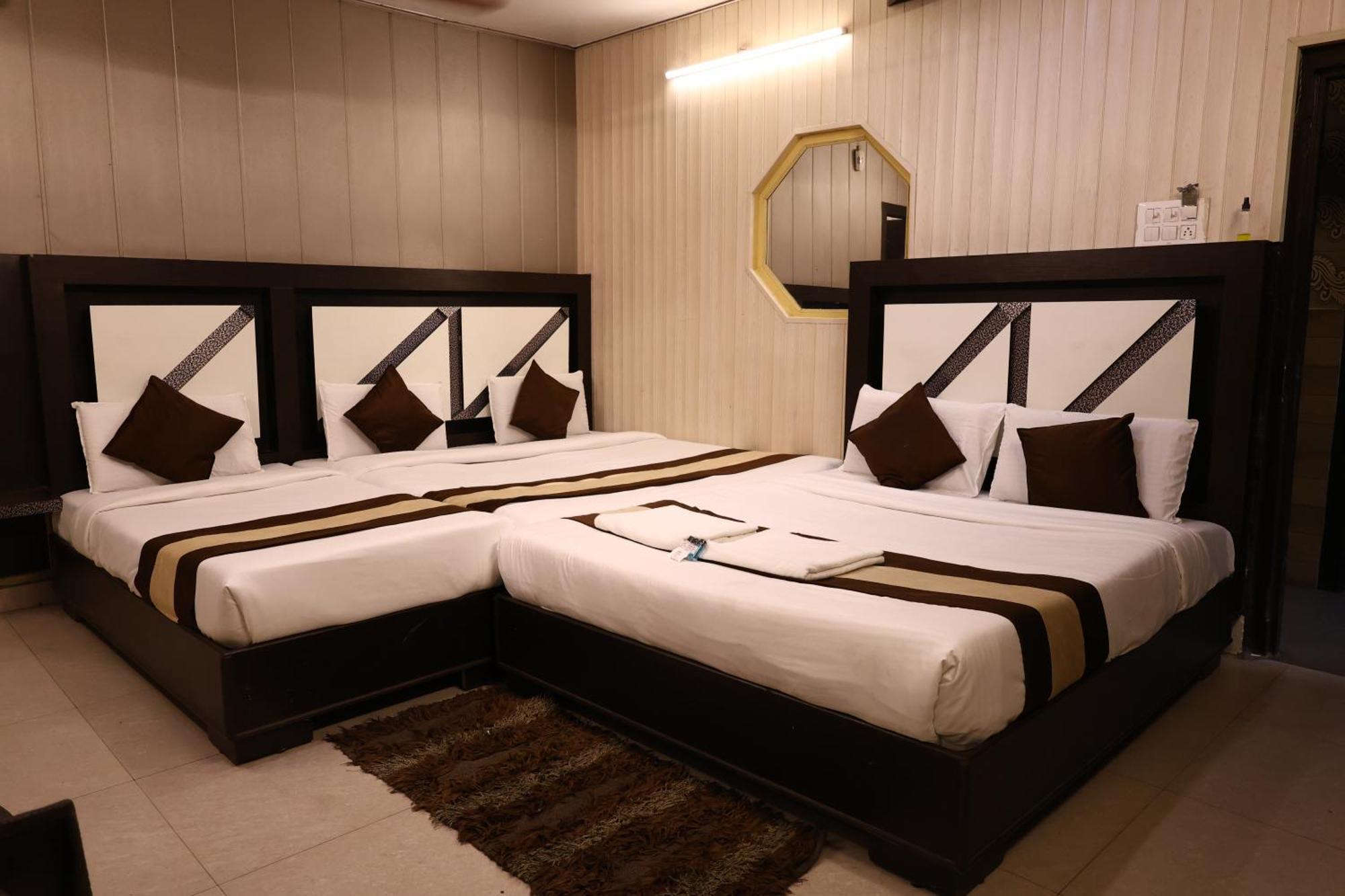 Hotel Pardesi Haridwār Buitenkant foto