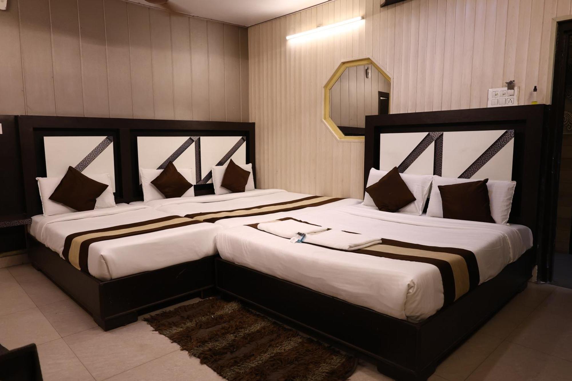 Hotel Pardesi Haridwār Buitenkant foto