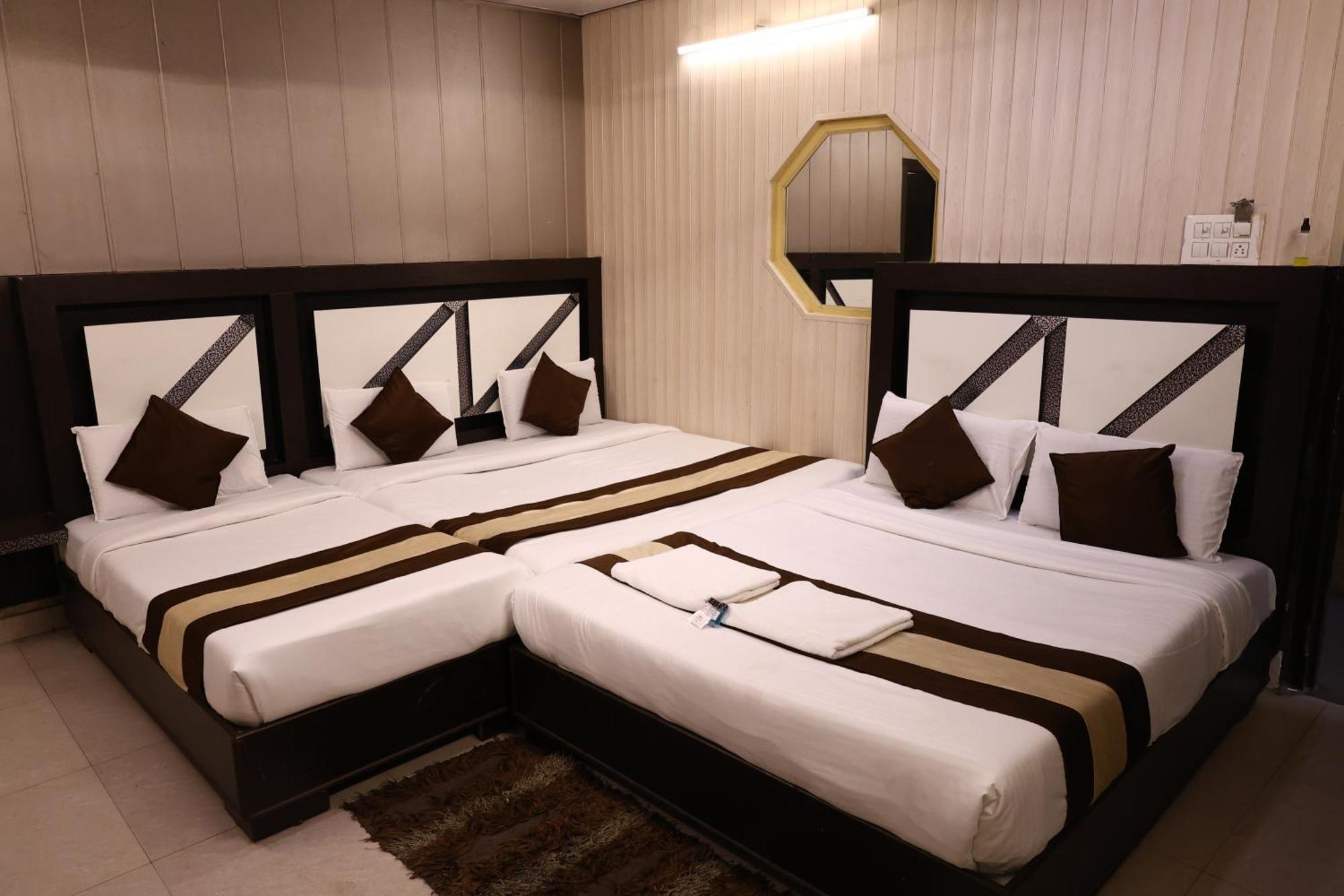 Hotel Pardesi Haridwār Buitenkant foto