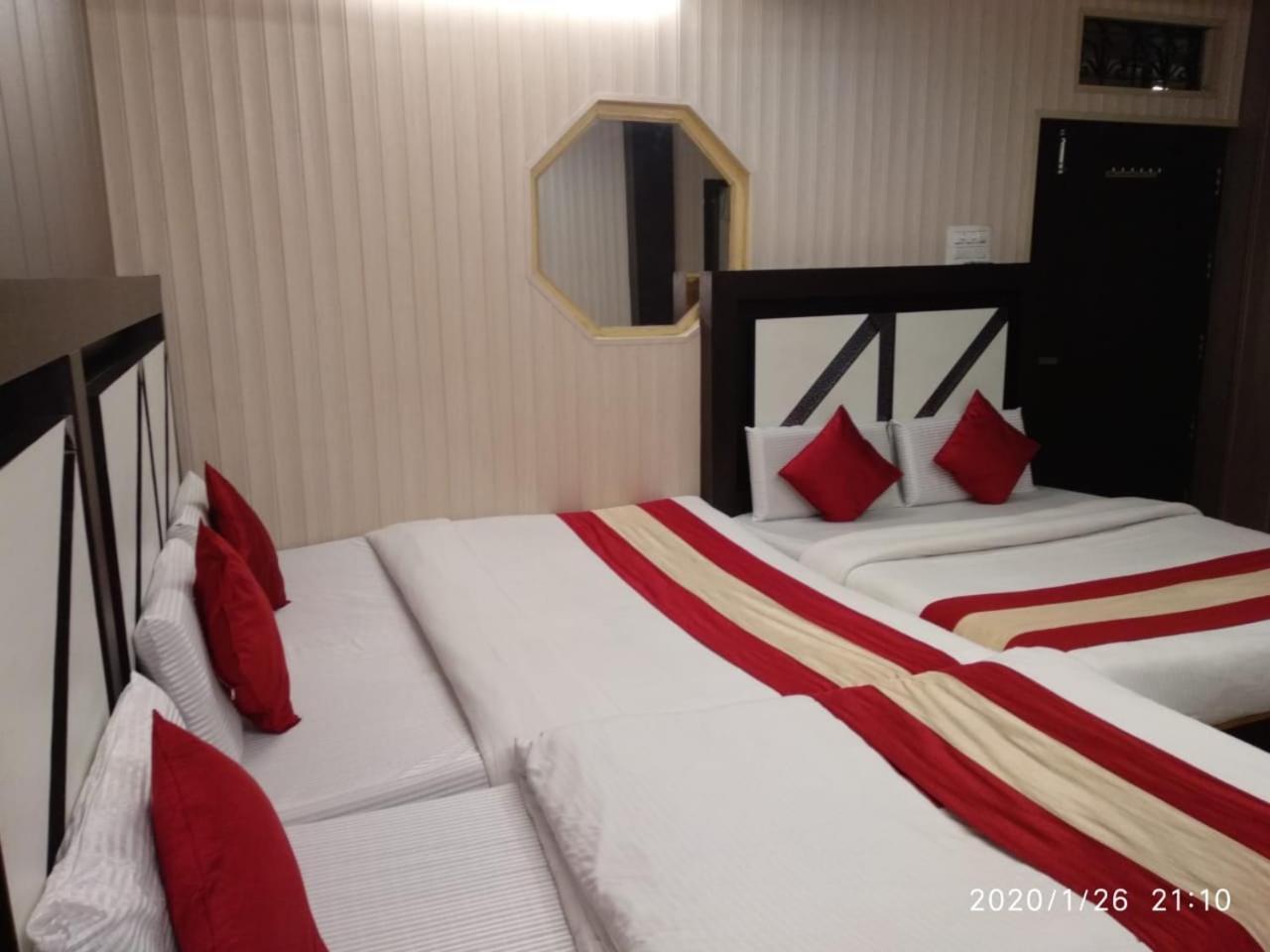 Hotel Pardesi Haridwār Buitenkant foto