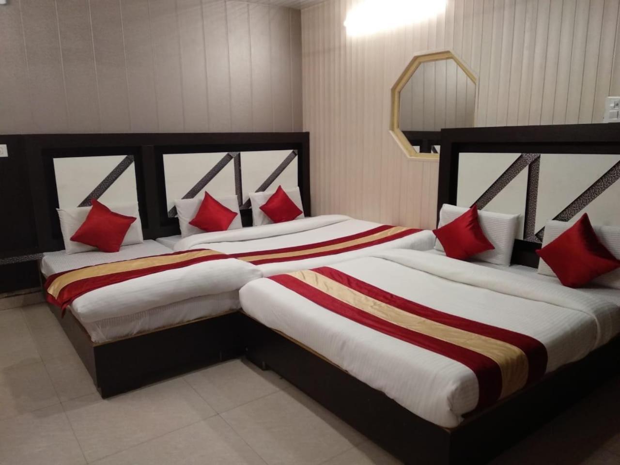 Hotel Pardesi Haridwār Buitenkant foto