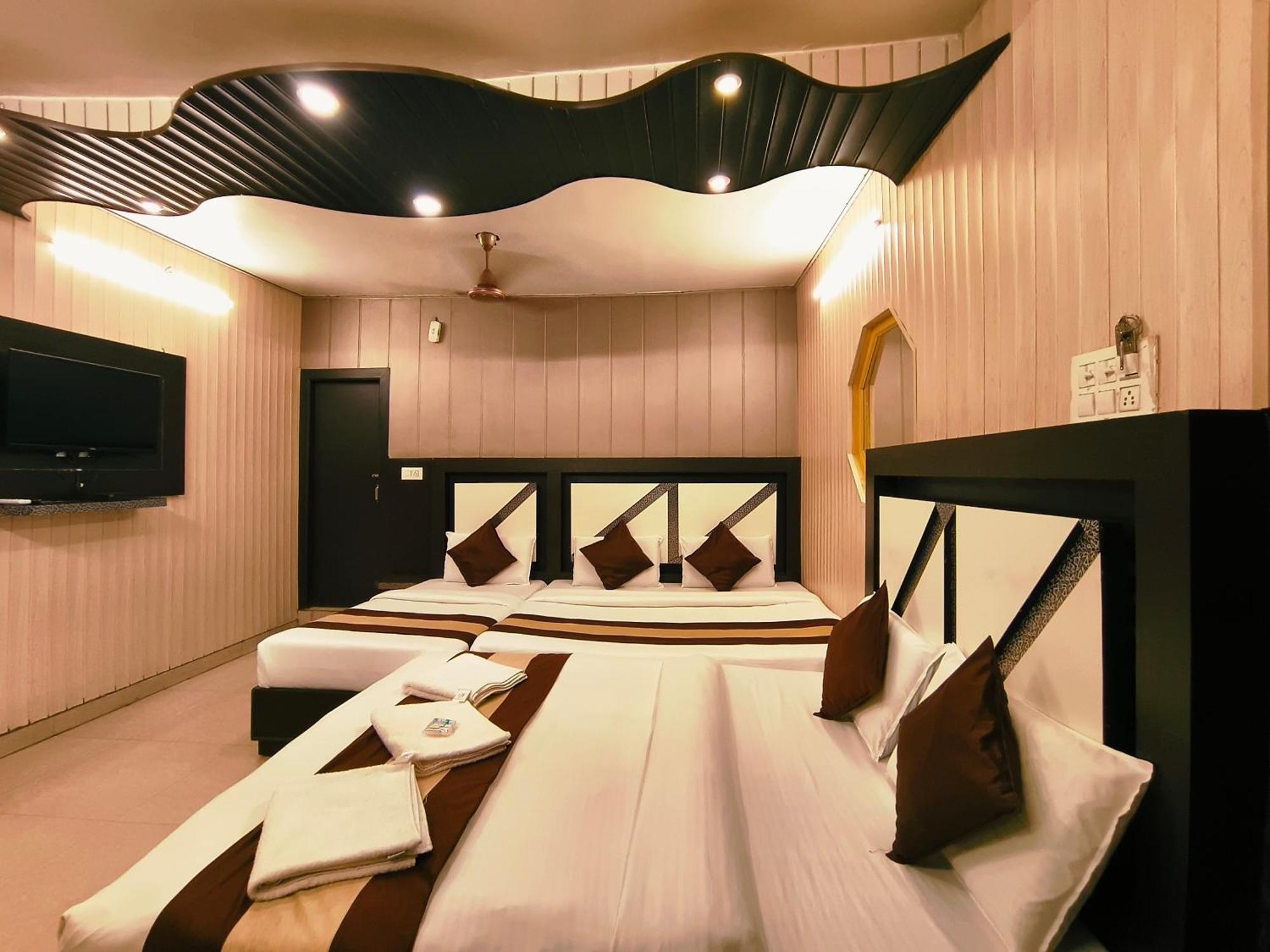 Hotel Pardesi Haridwār Buitenkant foto
